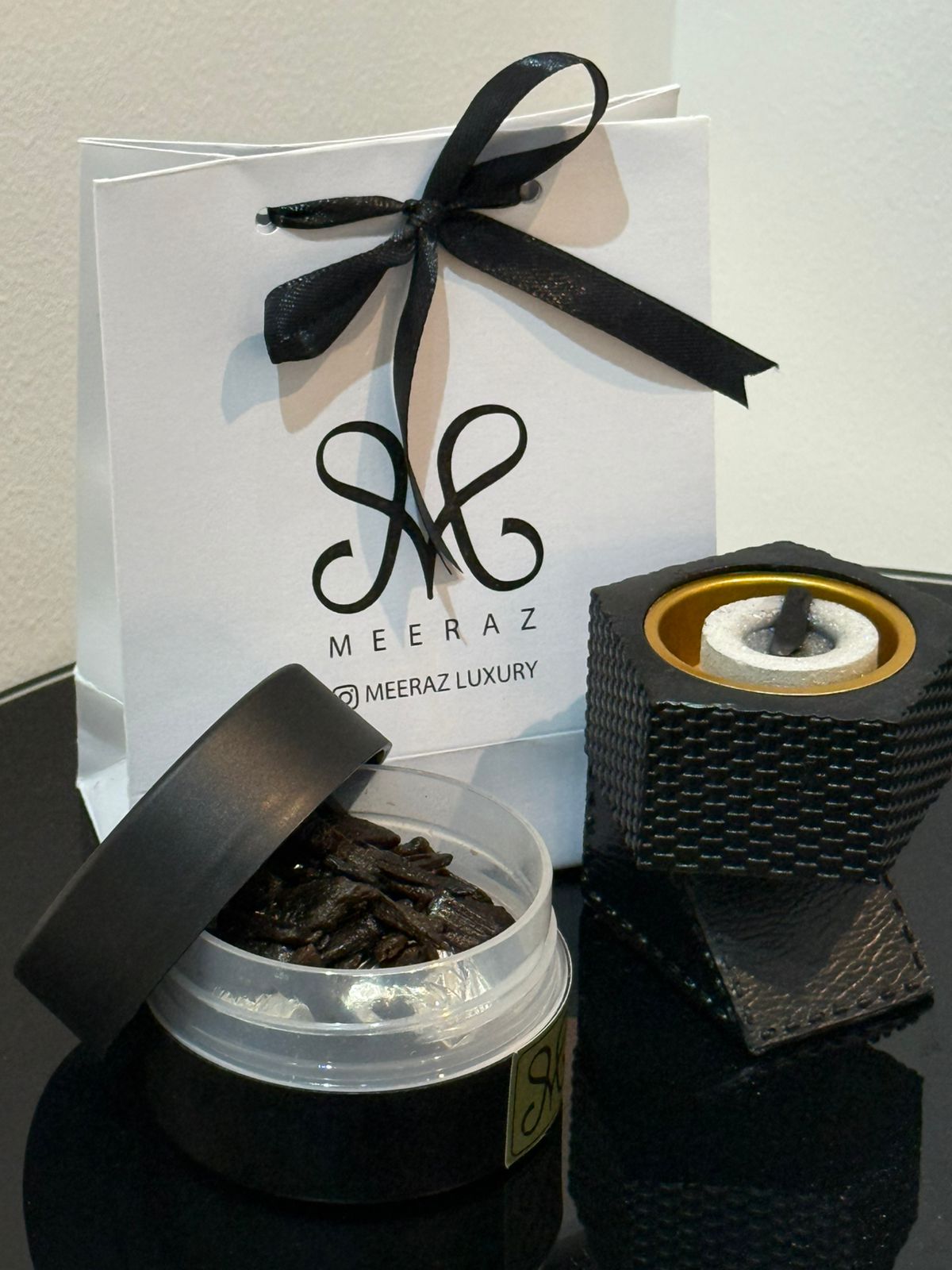 Oud muattar silver